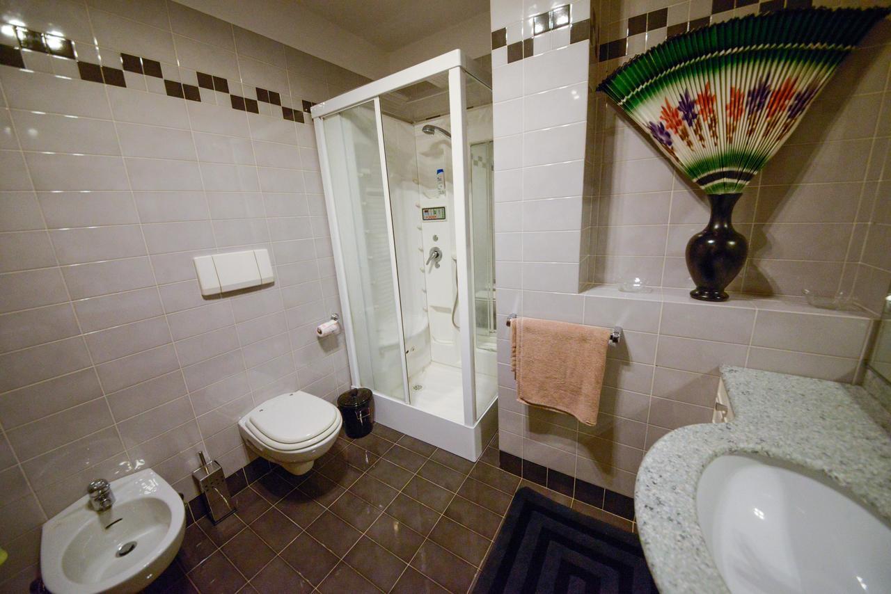 White Dream Apartman Riva del Garda Kültér fotó
